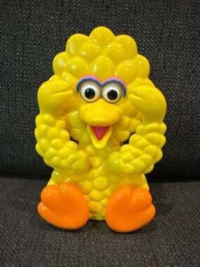 ILLCO Sesame Street Baby Big Bird Peek-A-Boo Wind Up Musical Toy